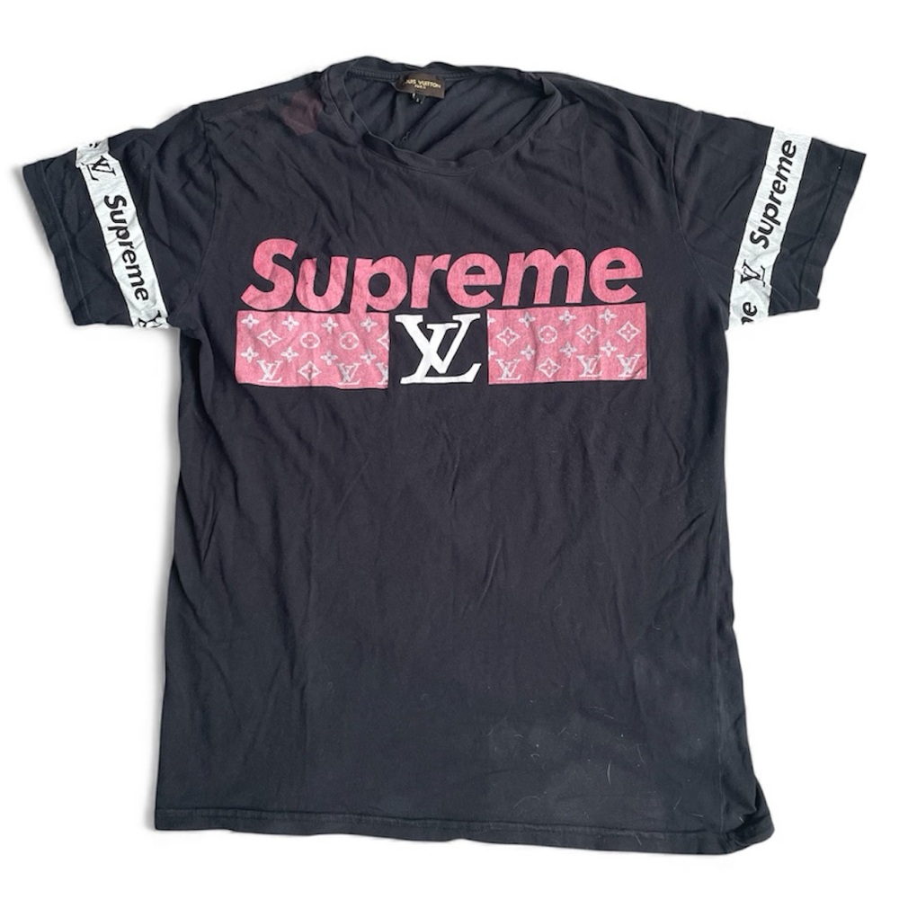 SUPREME x LOUIS VUITTON Black and Pink T-Shirt Large